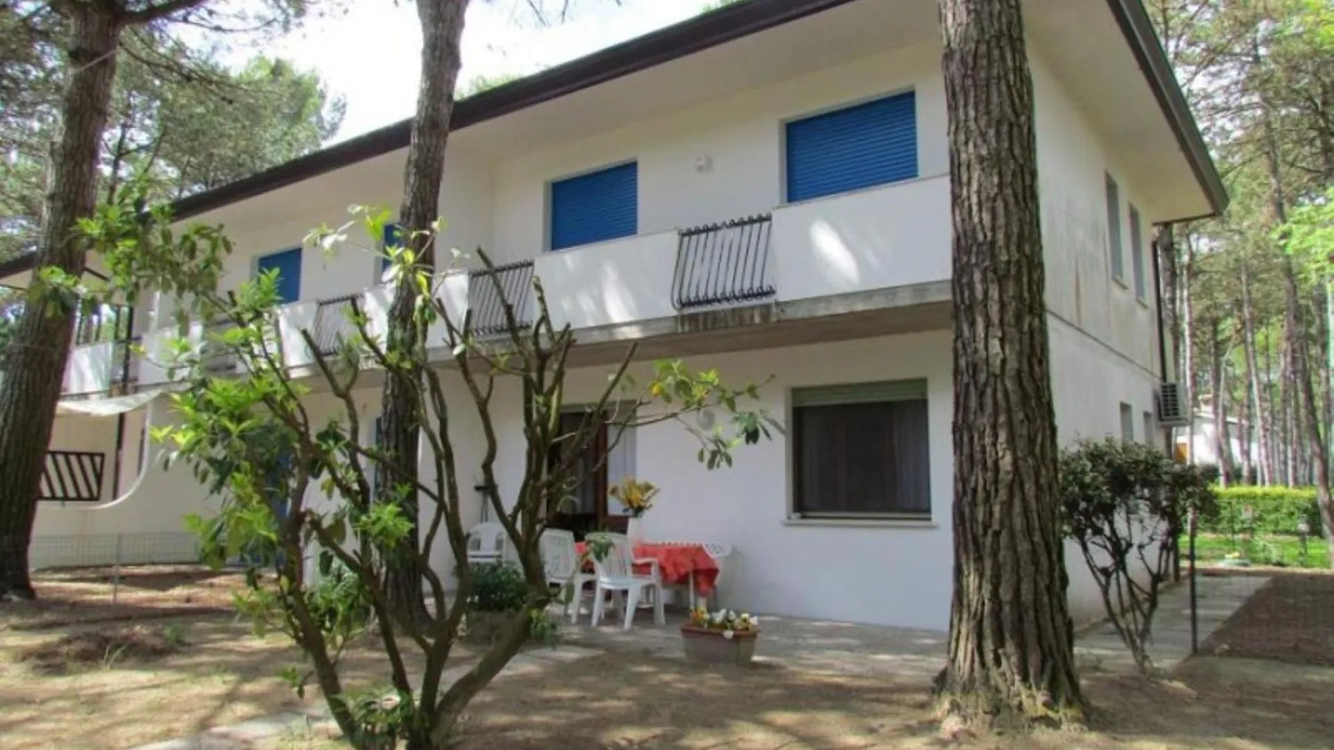 Charming Apartment With Fenced Garden Bibione