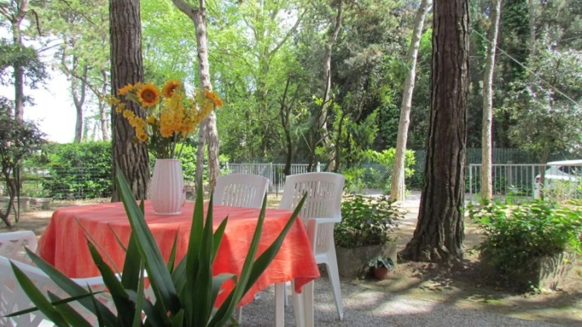 Charming Apartment With Fenced Garden Bibione
